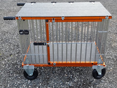 1 of 2 slaapplaatsen GIANT Titan hondenshowwagen