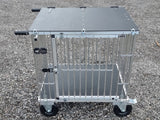 1 slaapplaats GROTE Titan hondenshowwagen