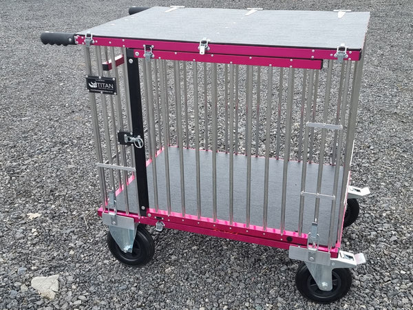 1 slaapplaats GROTE Titan hondenshowwagen