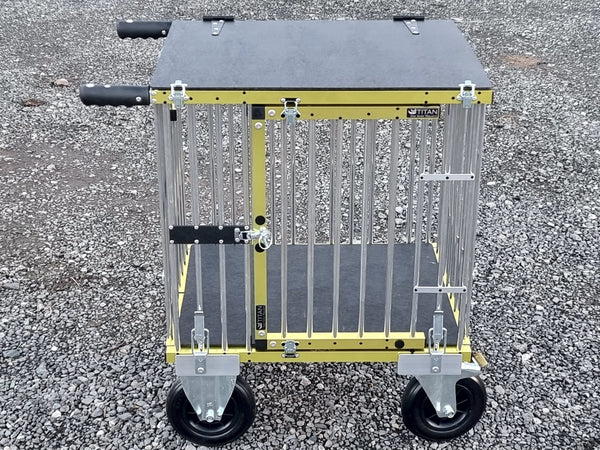 1 slaapplaats MEDIUM Titan hondenshowwagen