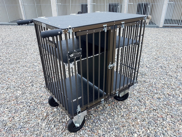 Großer Hundeshow-Trolley aus Titan mit 2 Schlafplätzen