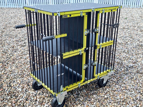 GIANT Titan Hundeshow-Trolley mit 4 Schlafplätzen