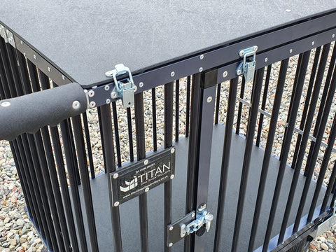 Gun Metal Grey Titan eloxiert